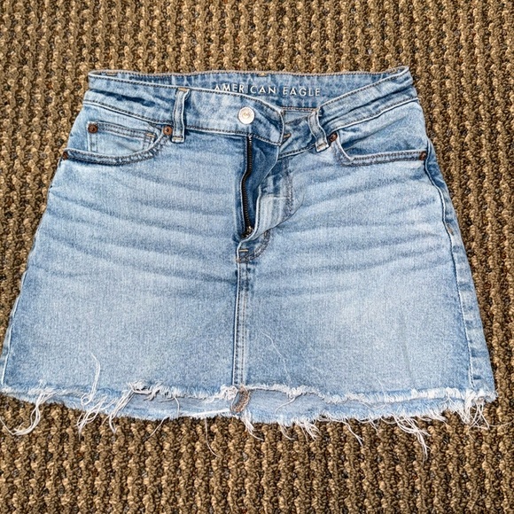 American Eagle Jean skirt - Picture 1 of 3